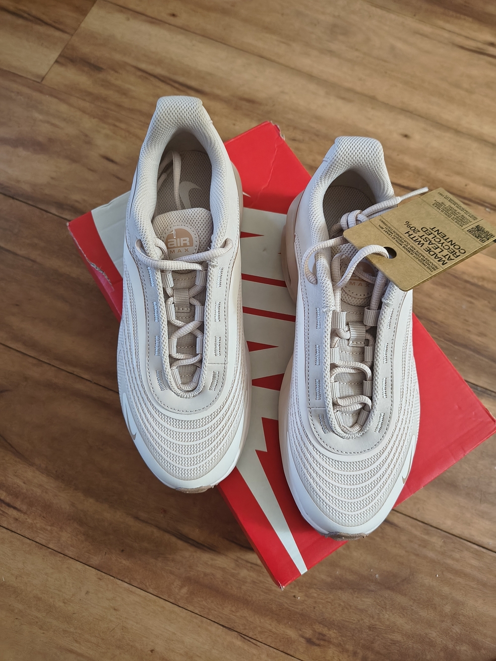 Nike Women’s Air Max Fire Cream/White Light Pink Mesh Running Sneakers